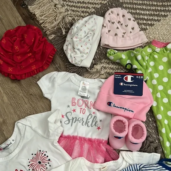 0-3 Months Baby Girl Clothing Bundle - Champion Hat & Booties - Picture 2 of 5